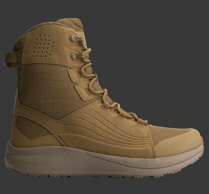 coyote lightweight boot UAE
